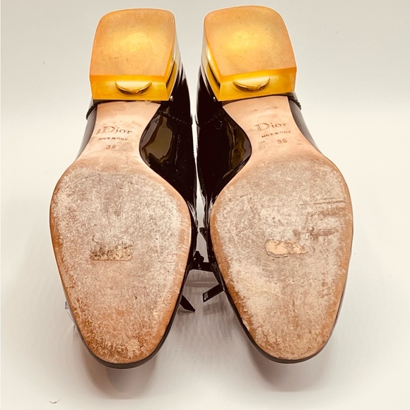 CHRISTIAN DIOR Black Patent Leather, Lucite Heel Loafer Size 36 9” Long 3” Wide - Picture 5 of 8